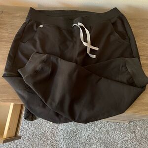 FIG SCRUBS BRAND NEW W/O TAGS